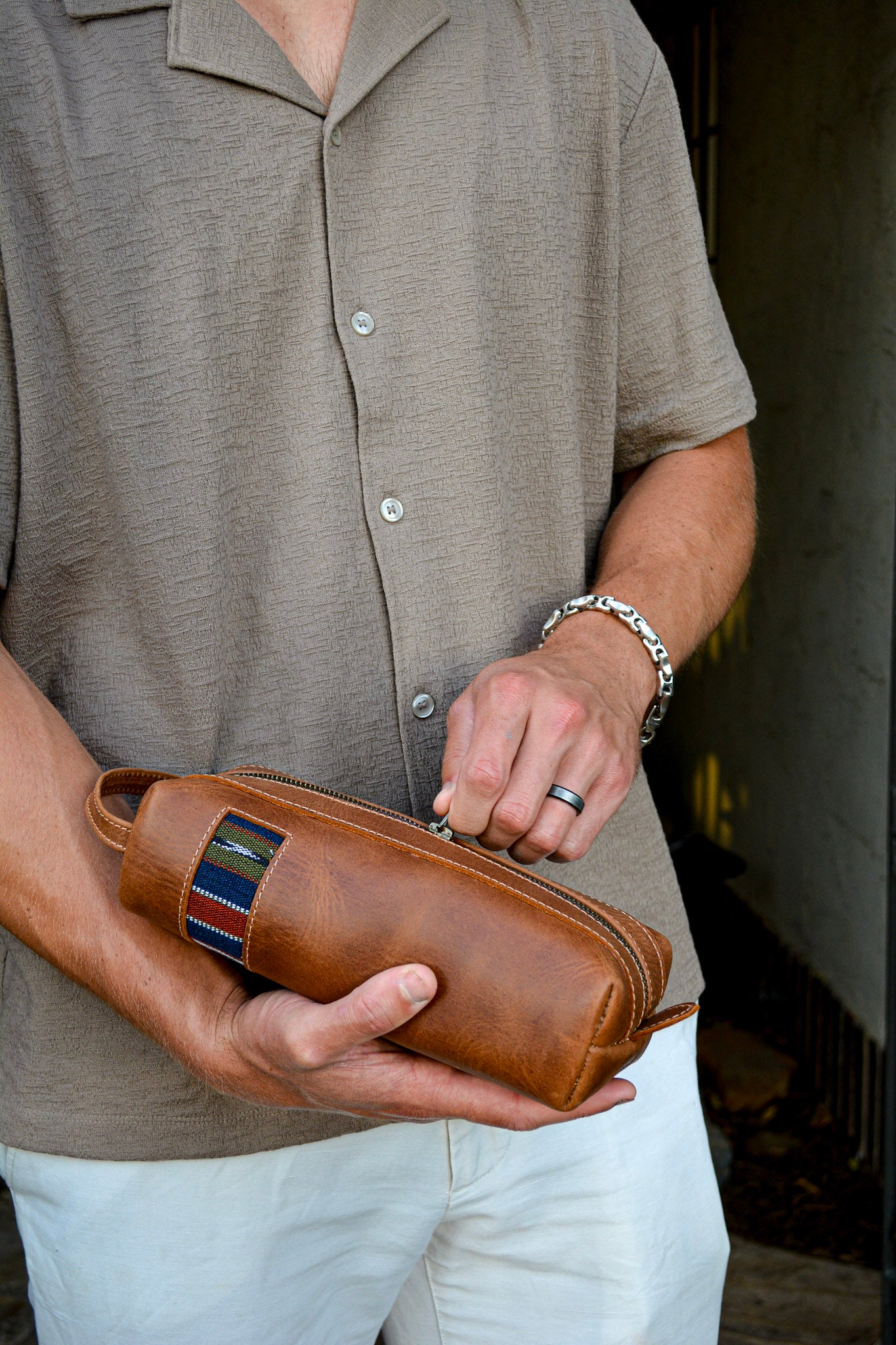 The del Campo Men’s Small Leather Tote