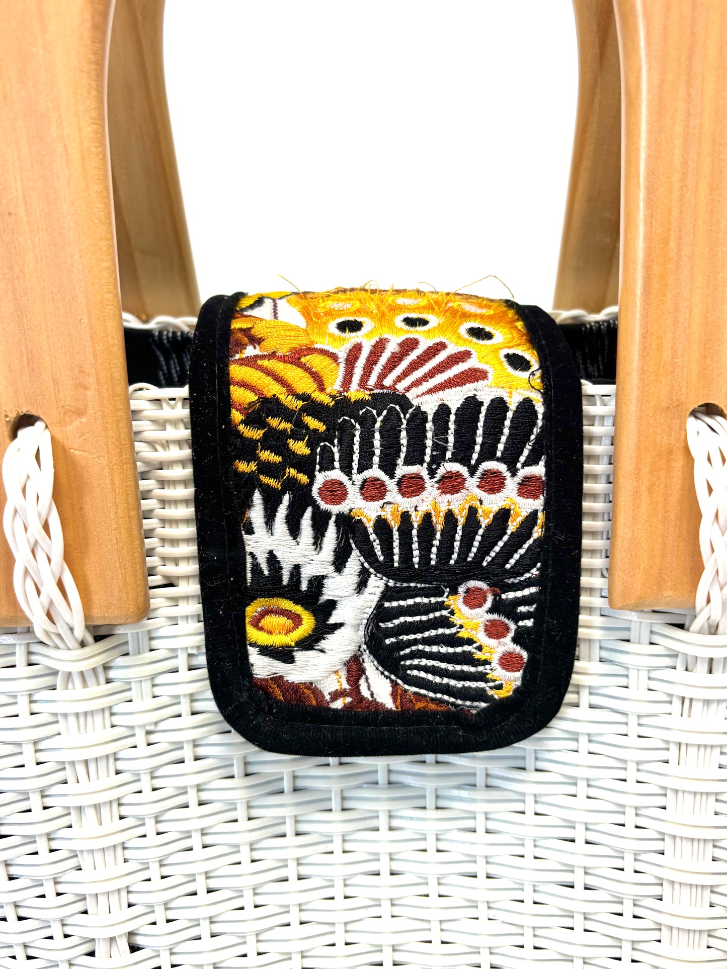 Woven Beach Collection - Large w/ Wooden Handle - Crisp White