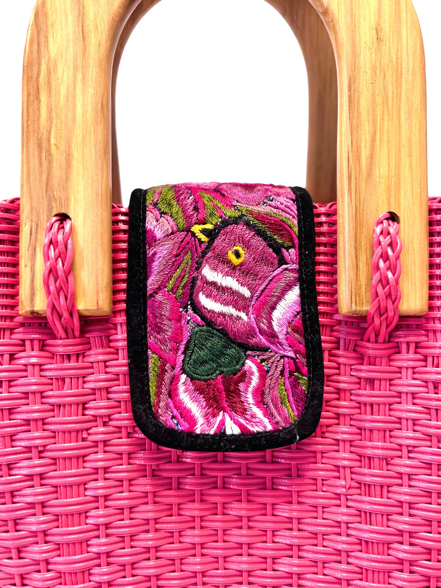 Woven Beach Collection - Large w/ Wooden Handle - Magenta