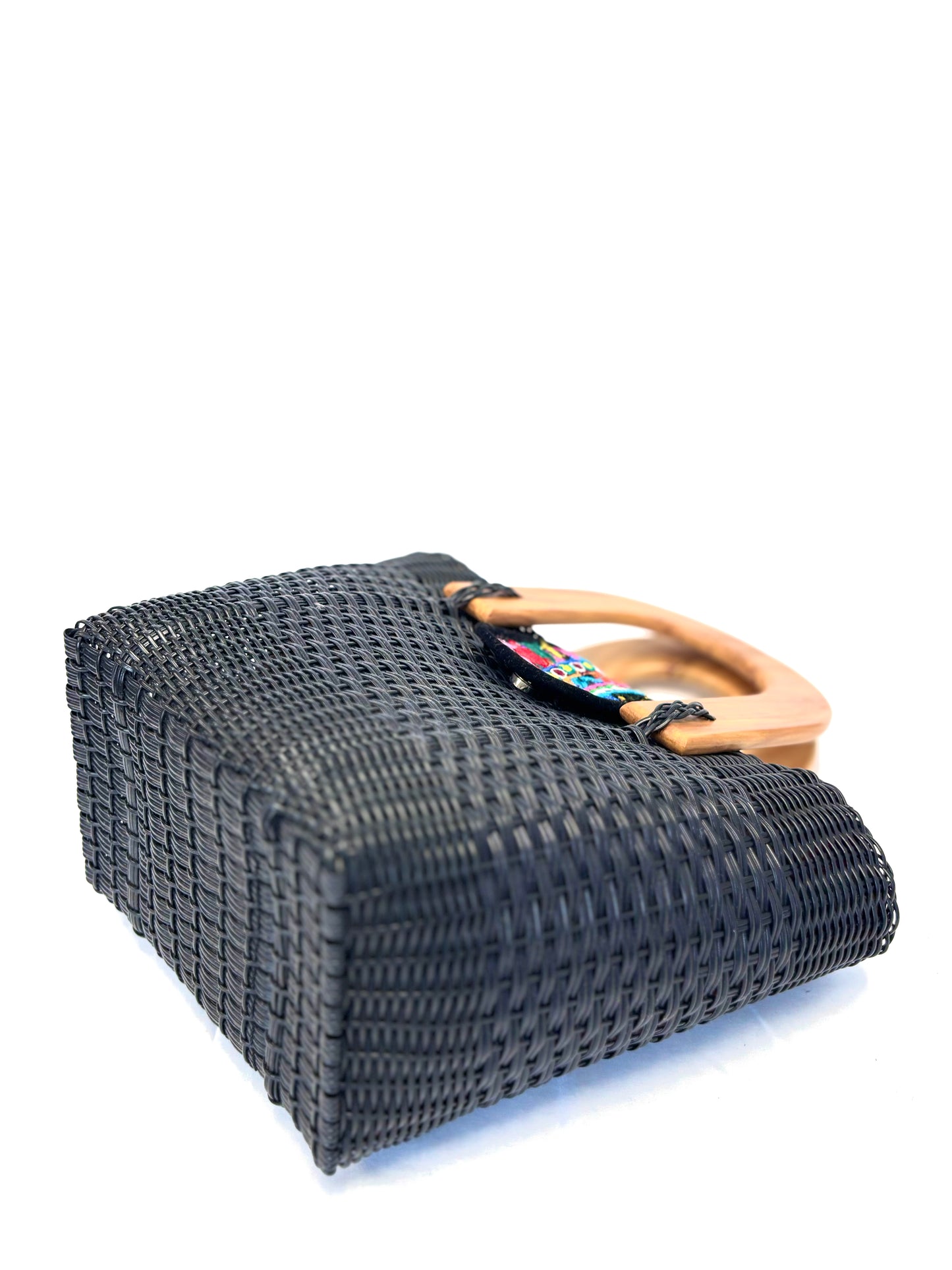 Woven Beach Collection - Large w/ Wooden Handle - Very Black