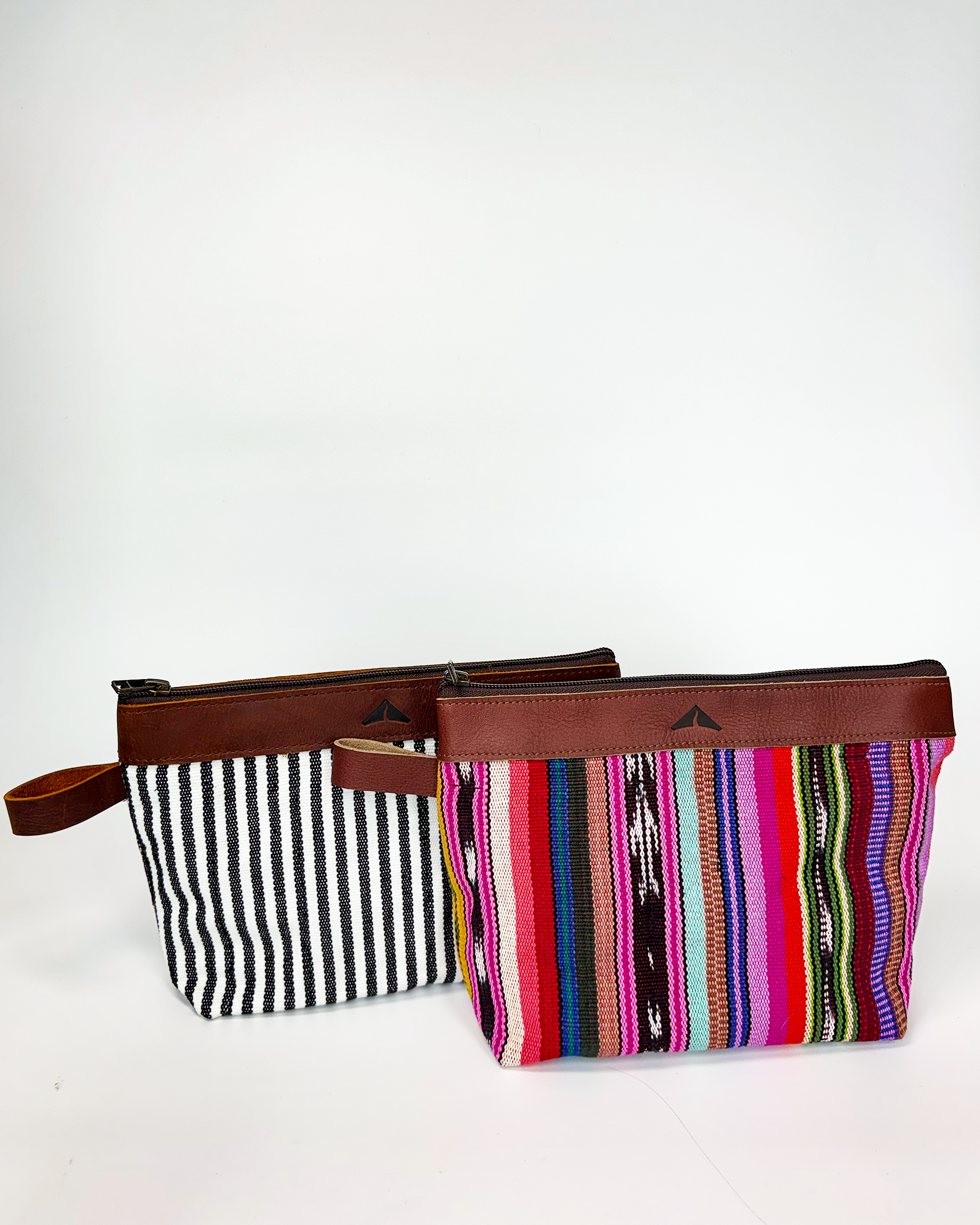 2_pouches_2.png