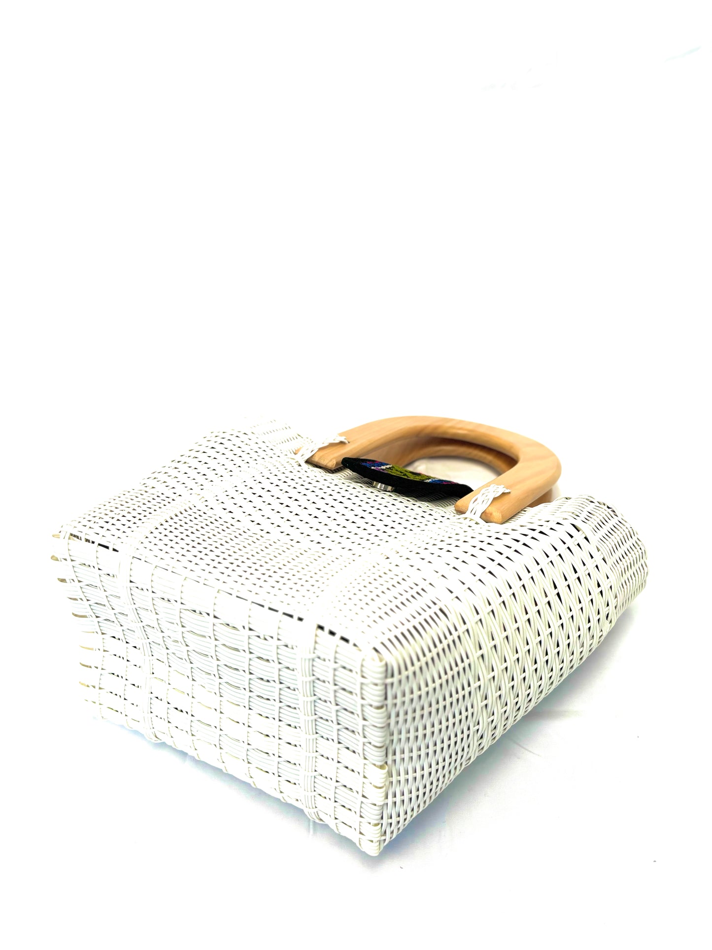 Woven Beach Collection - Large w/ Wooden Handle - Crisp White
