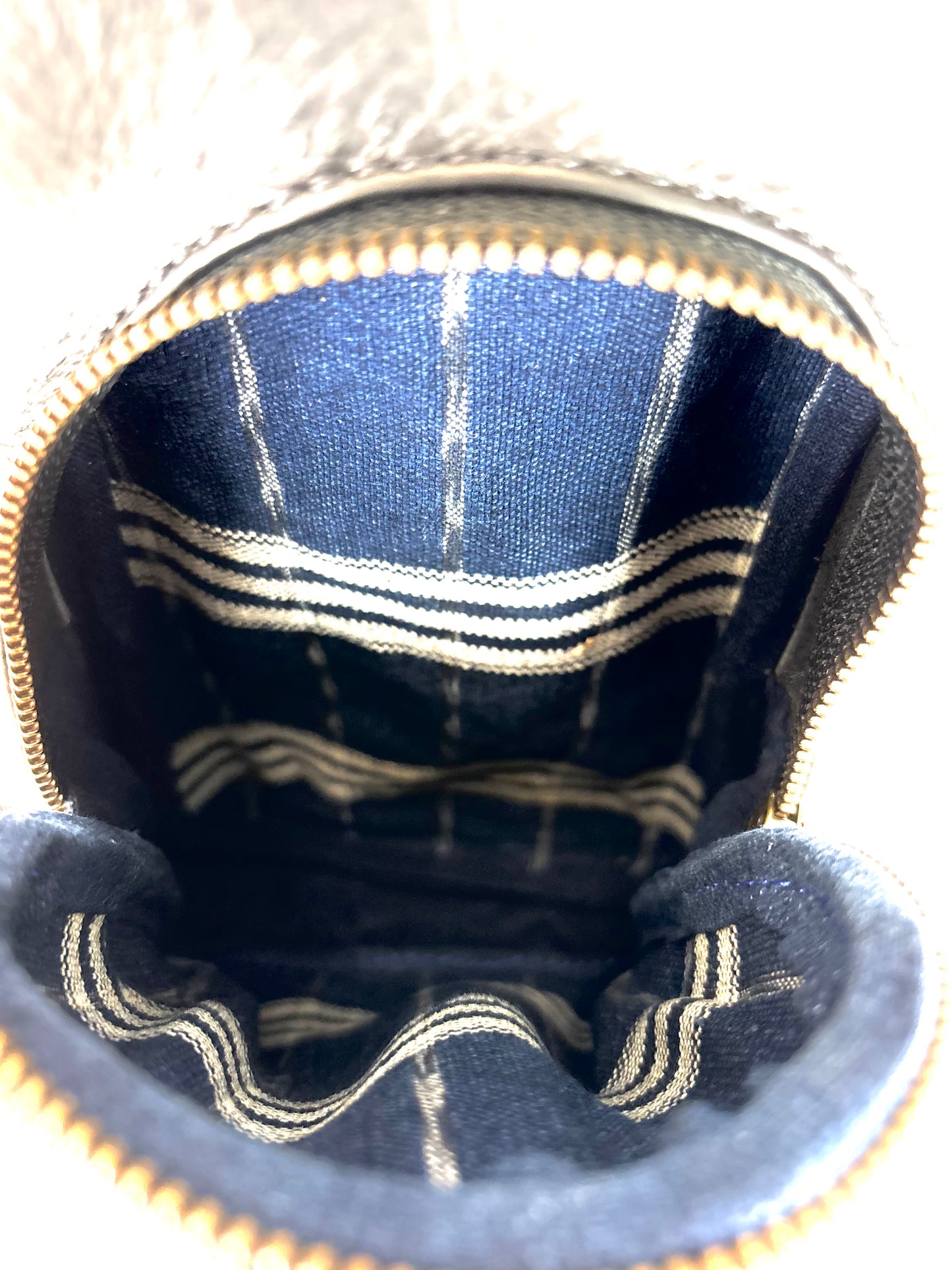 Leather Crossbody Pouch - Midnight Black