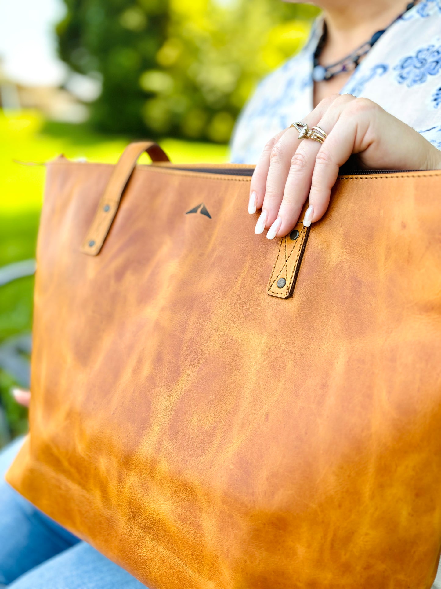 Full Grain Leather Tote - Camel