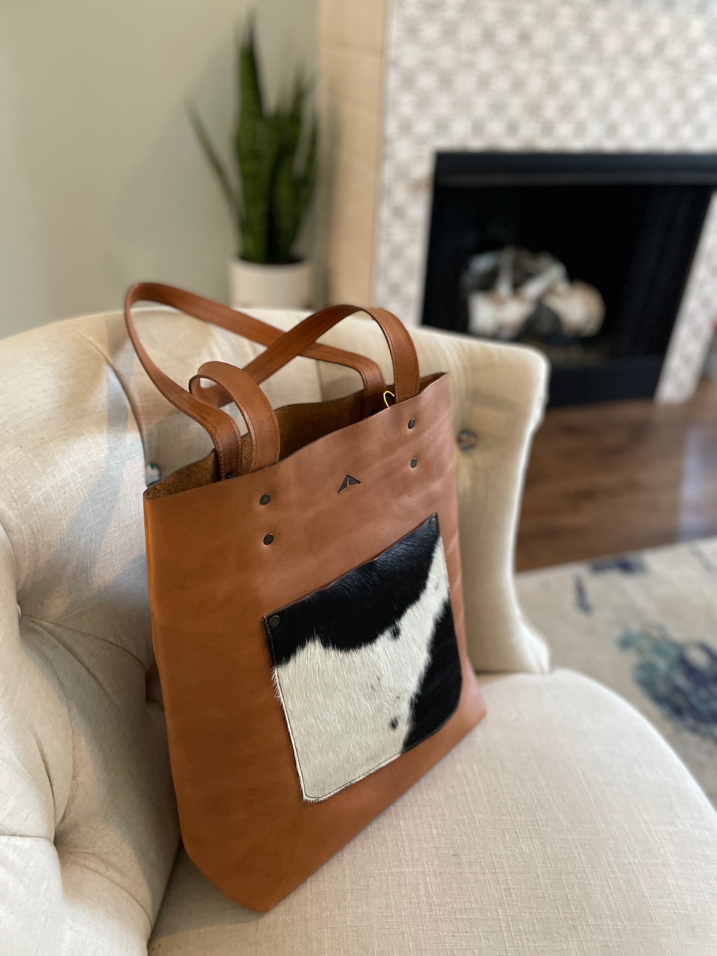 Classic Leather Bucket with Cowhide Pocket - Camel