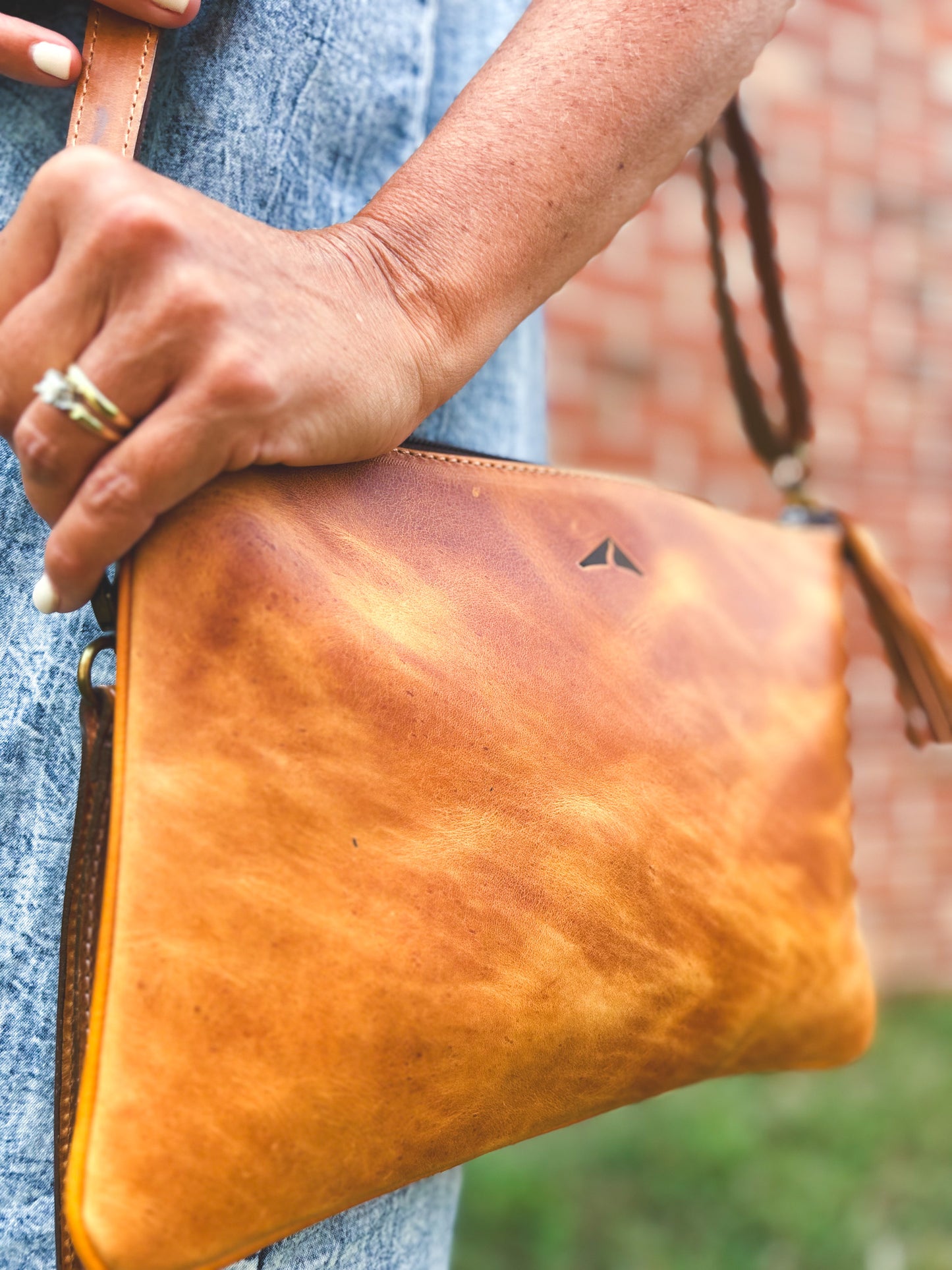 Crossbody Clutch - Camel