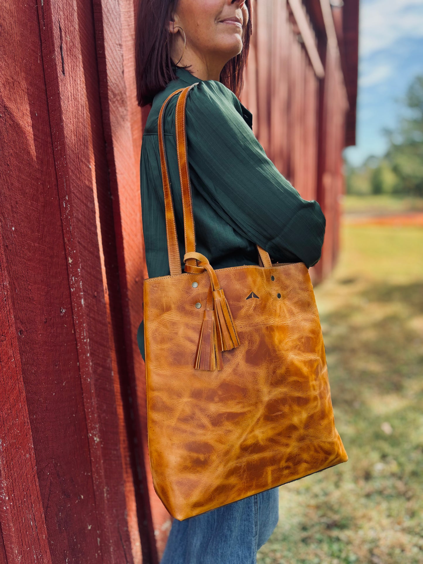 Classic Leather Bucket - Camel