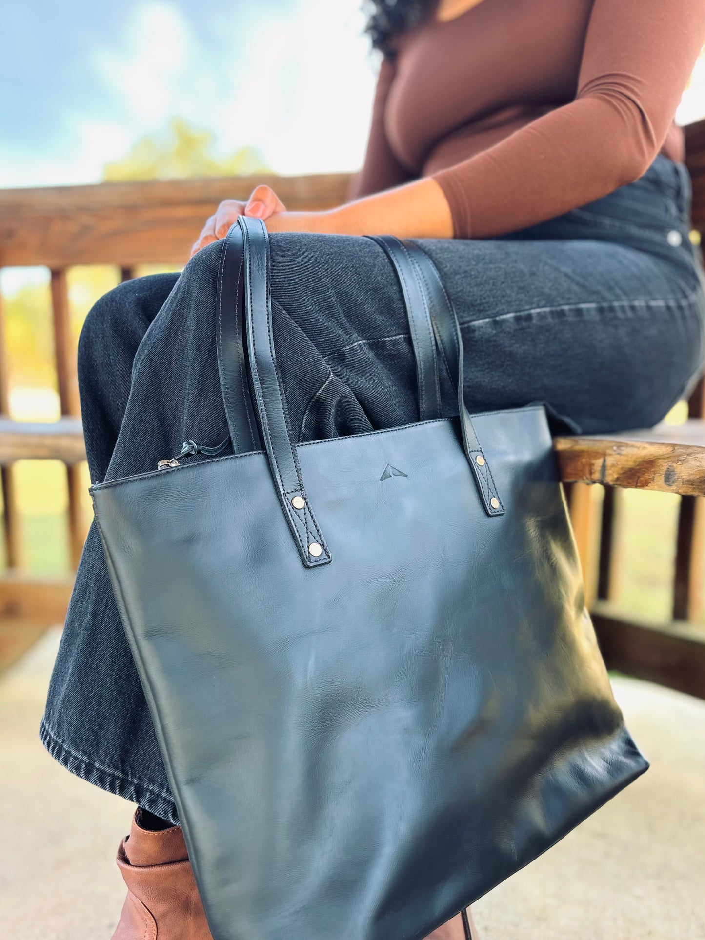 Full-Grain Leather Tote - Midnight Black