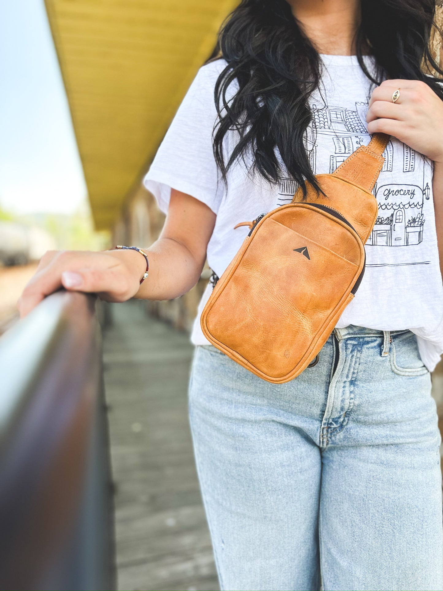 Leather Crossbody Pouch - Camel