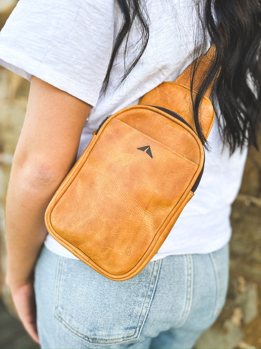 Leather Crossbody Pouch - Camel