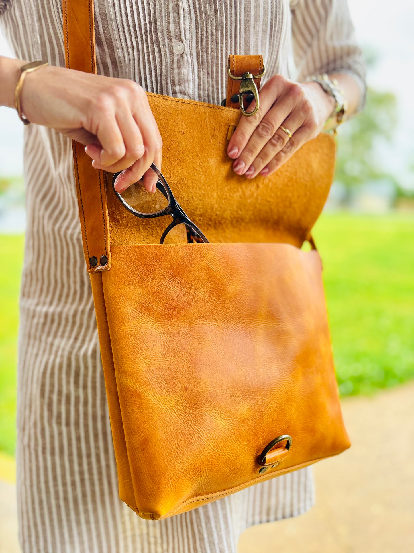 Leather Crossbody Saddlebag