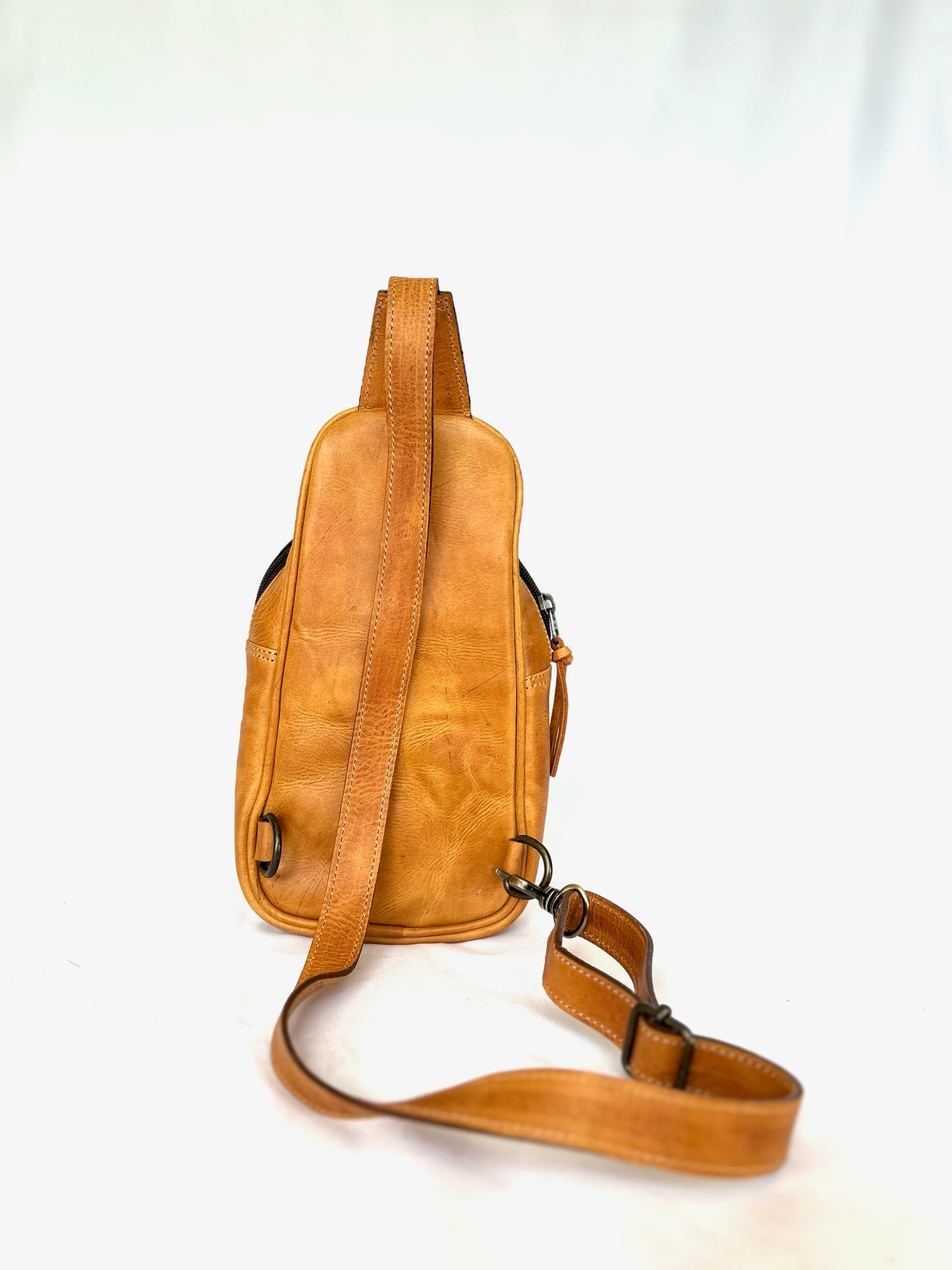 Leather Crossbody Pouch - Camel