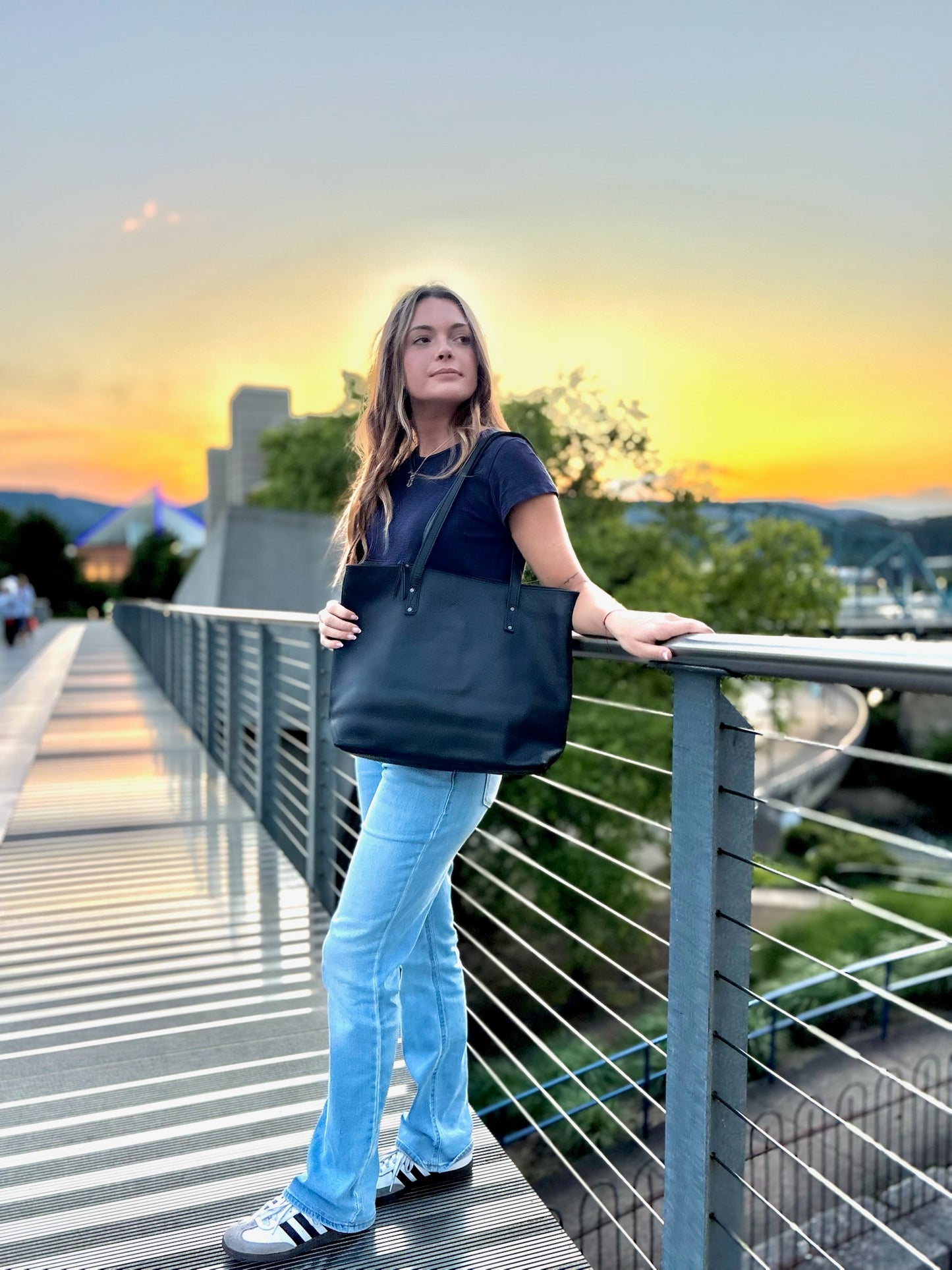 Full-Grain Leather Tote - Midnight Black