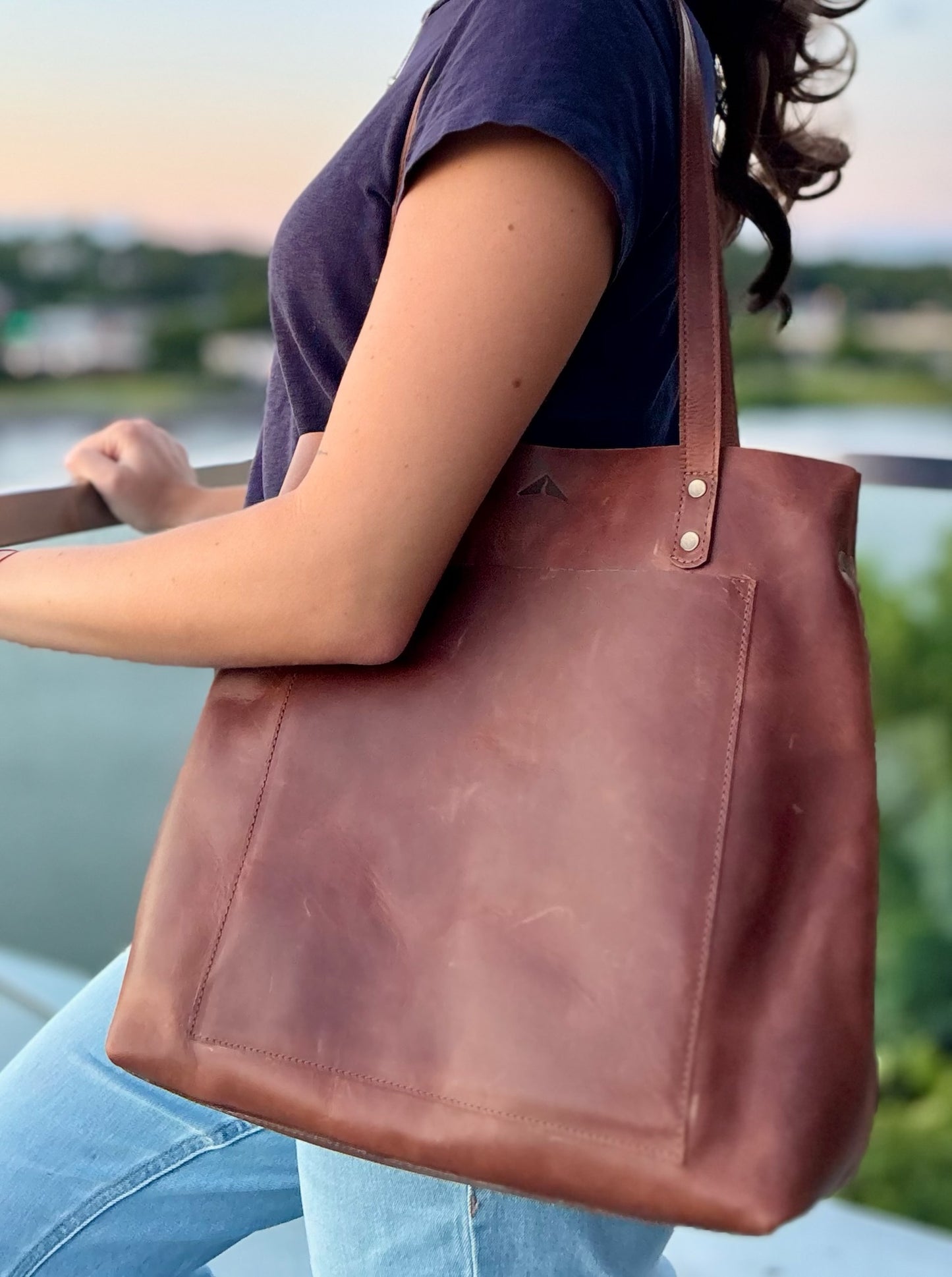 The Perfect Leather Bucket - Mocha